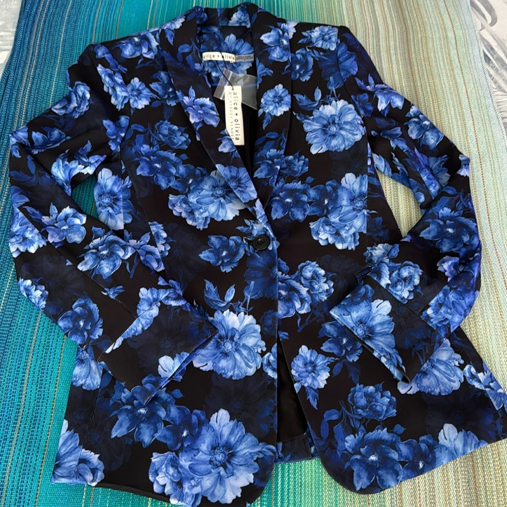 Alice + Olivia Macey Cuffed Shawl Collar Blazer